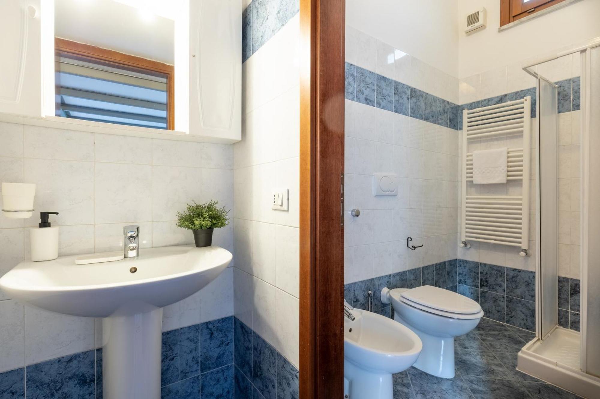 Four Shades Of Pisa Apartments ภายนอก รูปภาพ