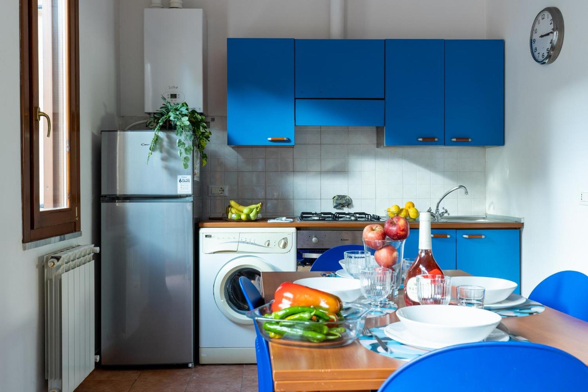 Four Shades Of Pisa Apartments ภายนอก รูปภาพ