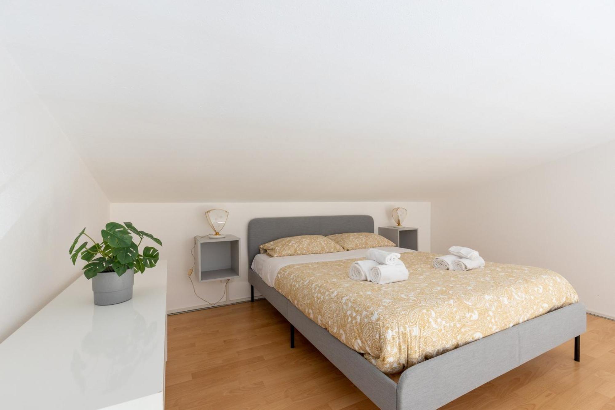 Four Shades Of Pisa Apartments ภายนอก รูปภาพ
