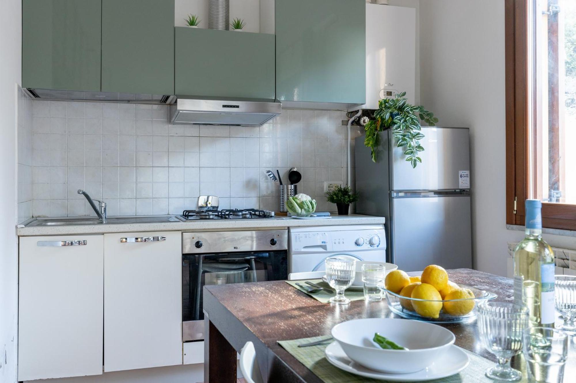 Four Shades Of Pisa Apartments ภายนอก รูปภาพ